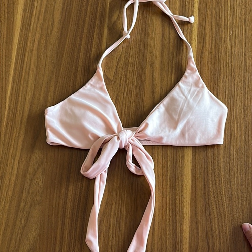 NWOT Zaful Pastel Pink Halter Tie Bikini Top 🧜‍♀️